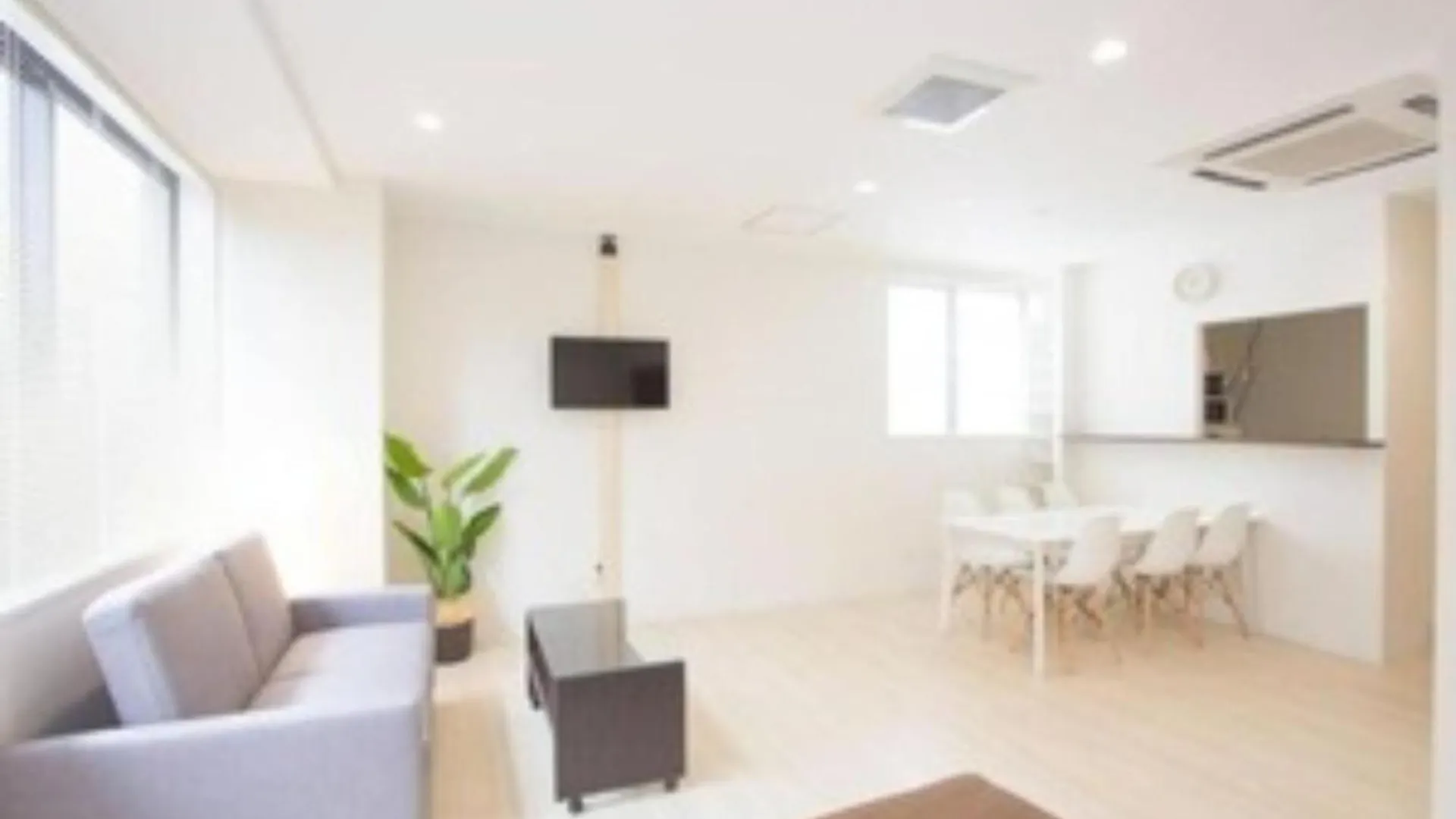 Apartment Royal Heights Minami 3-Jo 2F - Vacation Stay 62704V Sapporo